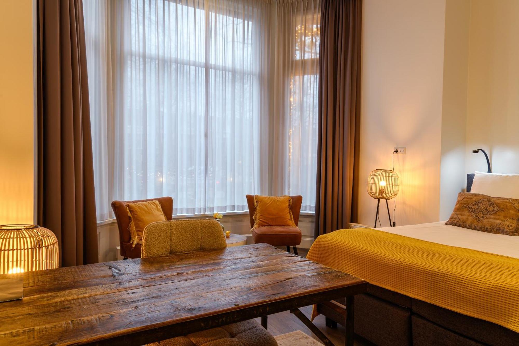 Hotel Oranjestaete Nijmegen Ngoại thất bức ảnh