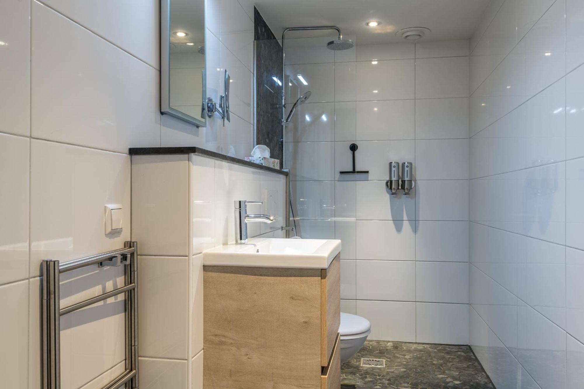 Hotel Oranjestaete Nijmegen Ngoại thất bức ảnh