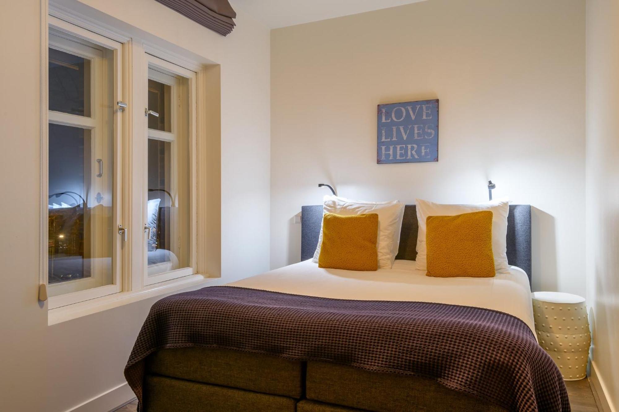 Hotel Oranjestaete Nijmegen Ngoại thất bức ảnh